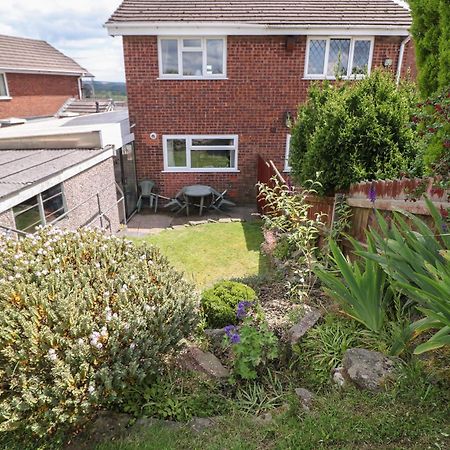 Basford View Villa Cheddleton Bagian luar foto